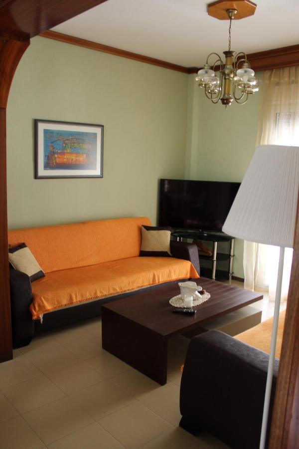Comfortable Apartment In The Center Of Alexandroupolis ภายนอก รูปภาพ